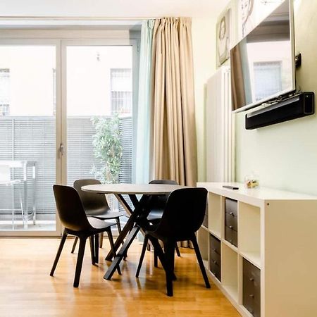 Central Studio Apartment - 24H Self Checkin Milan Luaran gambar